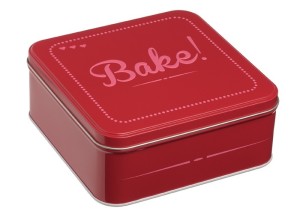 Valentine's Bake Tin